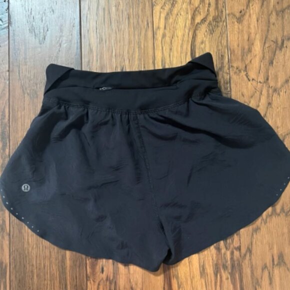 Lululemon Fast Free Shorts Black Size 0 - Picture 2 of 3